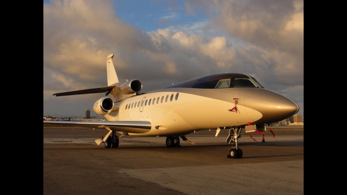 Дассо Фалькон 900