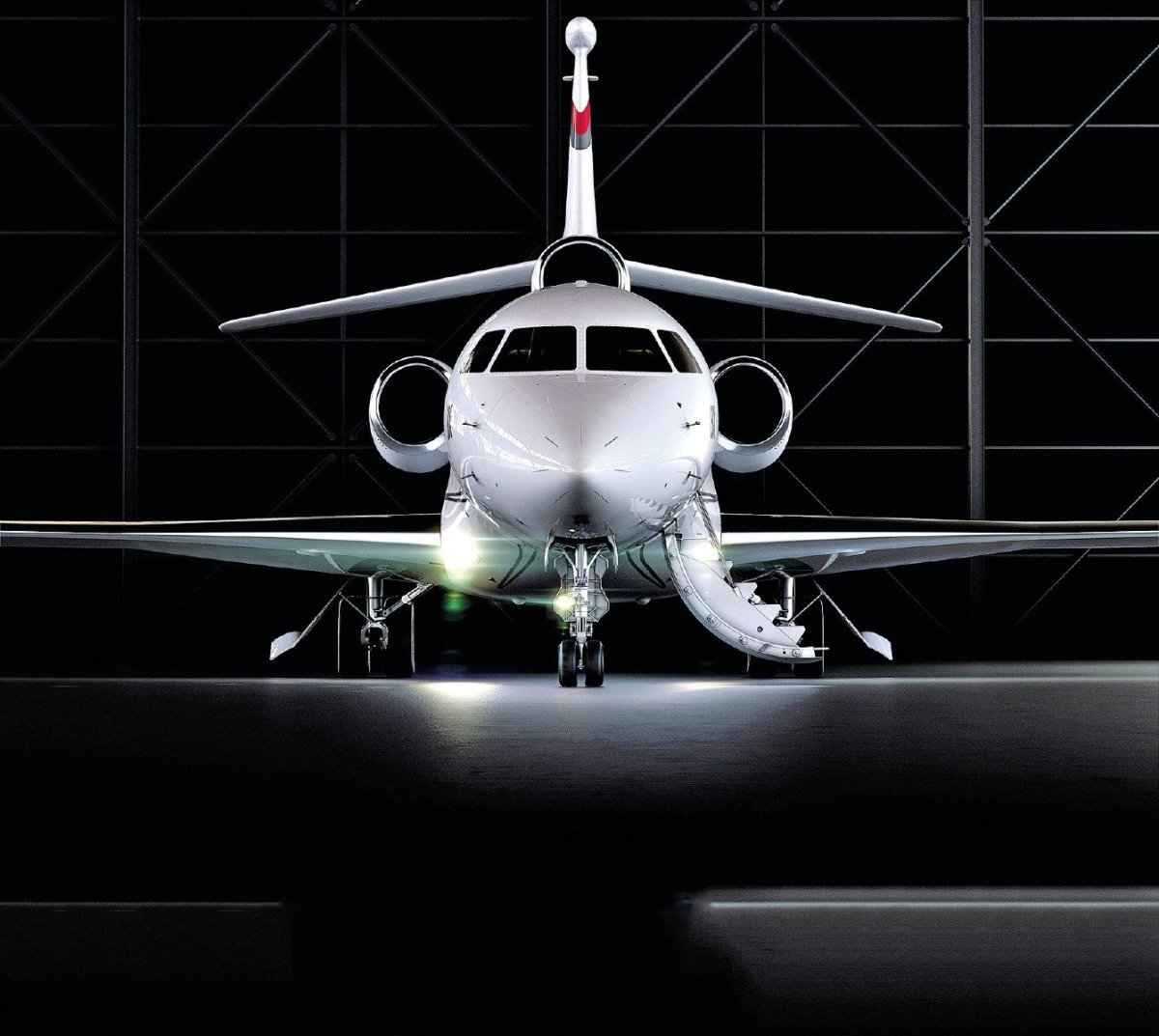 Бизнес Джет Фалькон 8х