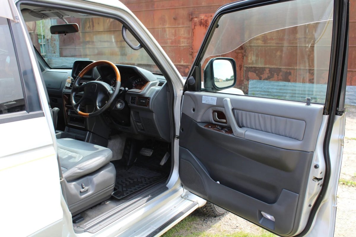 Салон Паджеро 2 Терминатор