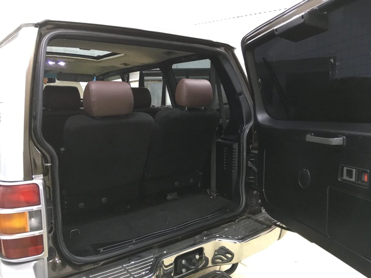 Паджеро 2 2х дверный салон