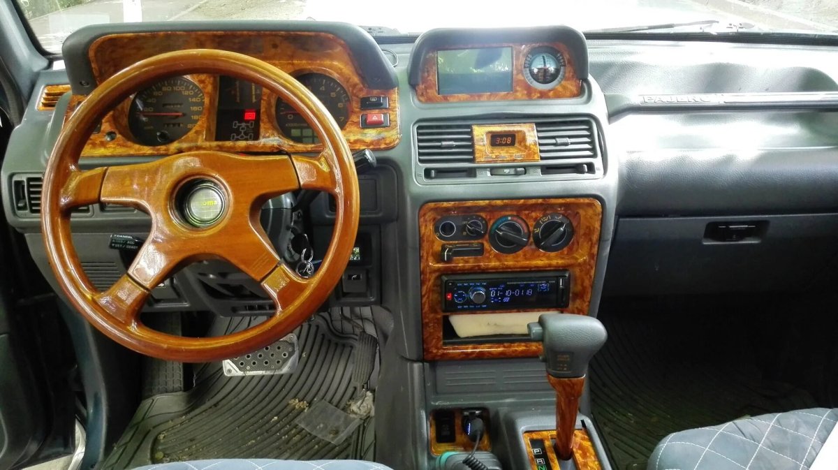 Pajero 2 салон 1997