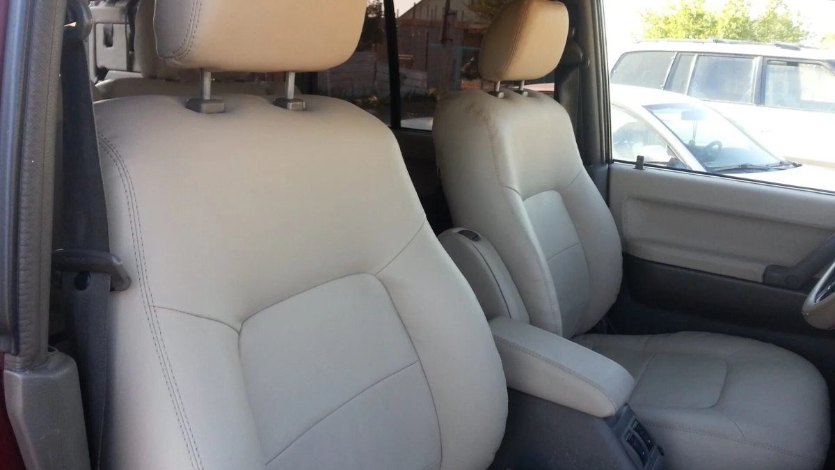Mitsubishi Pajero 3 перетяжка салона