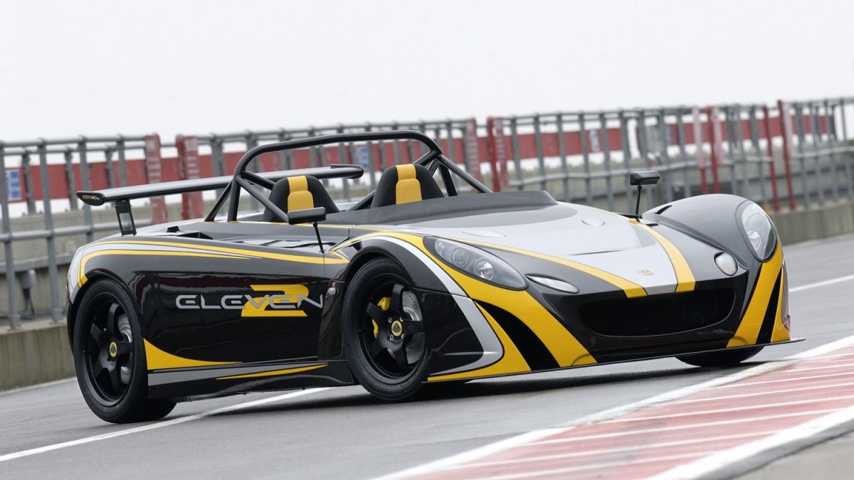 Лотус спорт машина