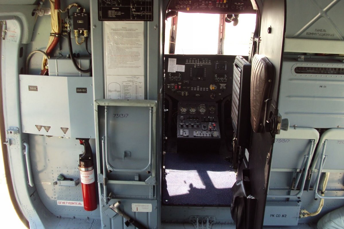 Ми-8амтш кабина