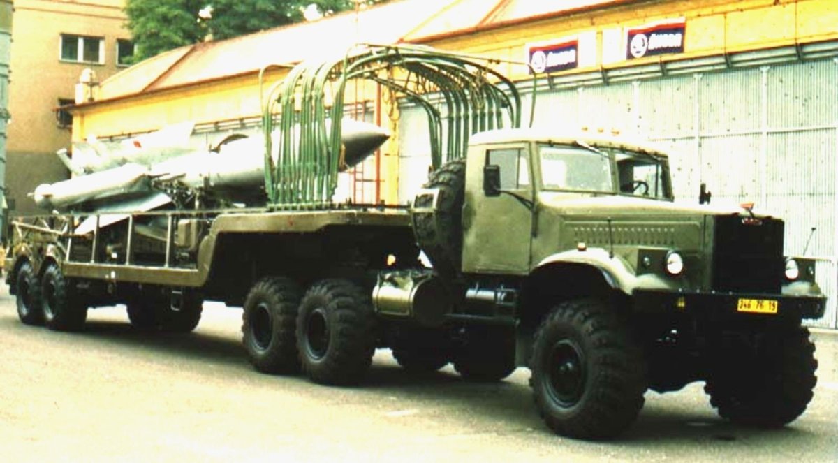 КРАЗ 255 С ТЗМ С-200