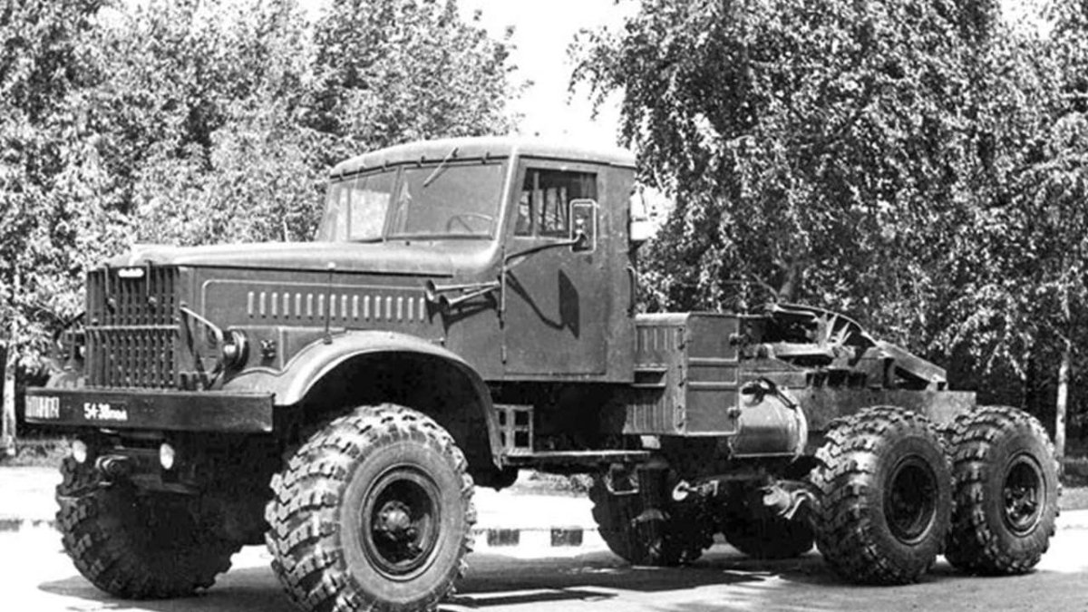 КРАЗ 255в седельный