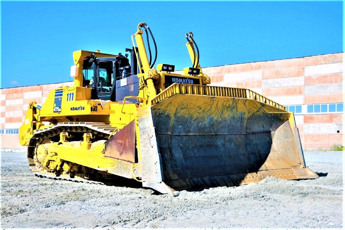 Бульдозер Komatsu d475