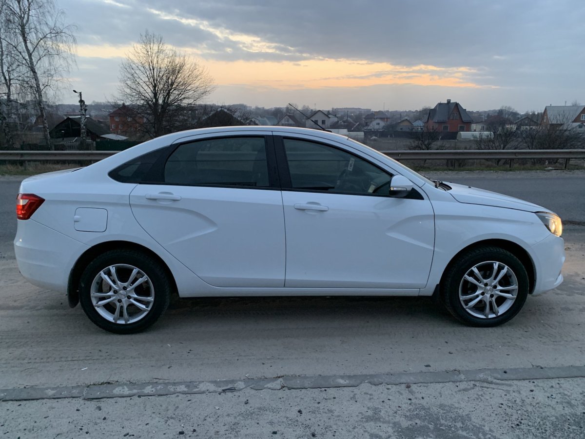 Лада Веста тонировка 50