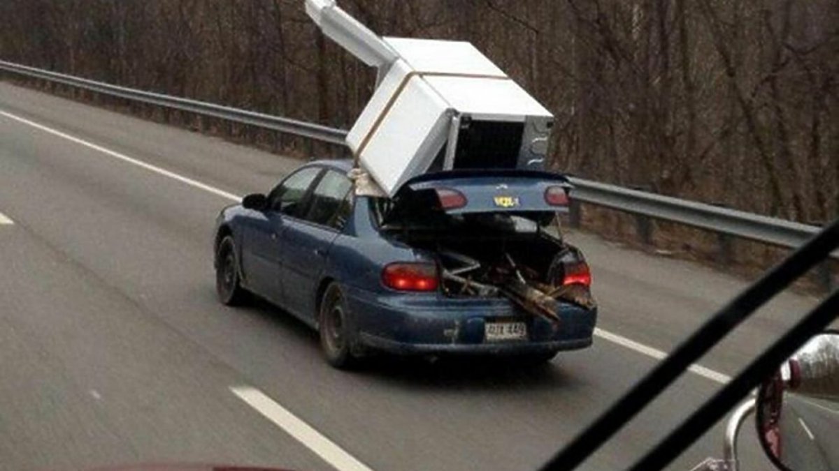 Холодильник на машину на крышу