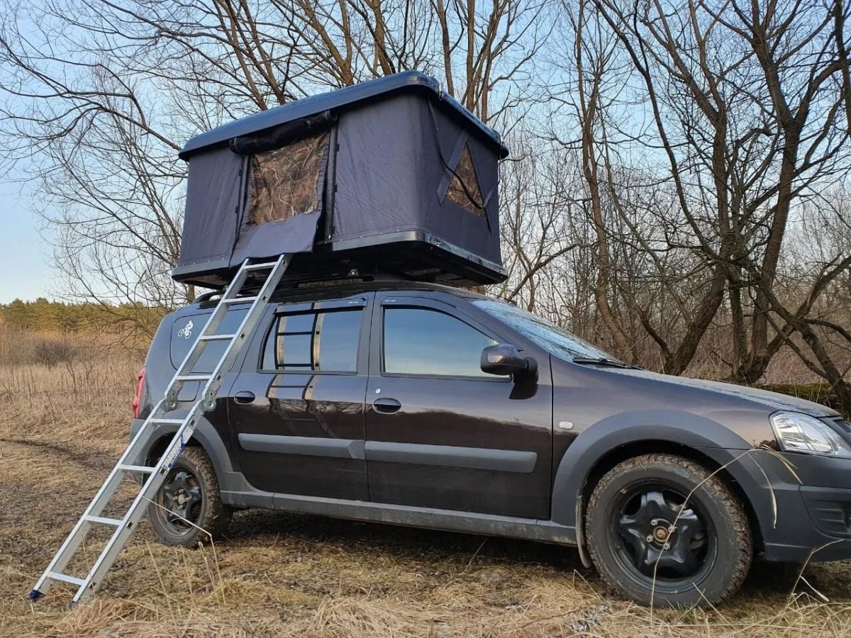 Автопалатка ястреб