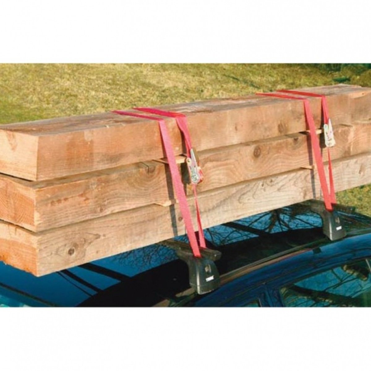 Крепление груза в багажнике