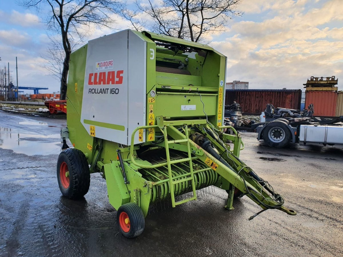 Пресс-подборщик сена 9ky-7060