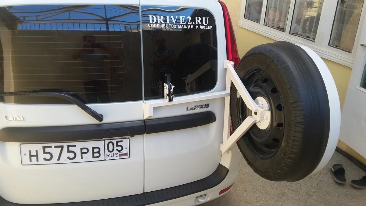 Крепление запасного колеса Chevrolet Express