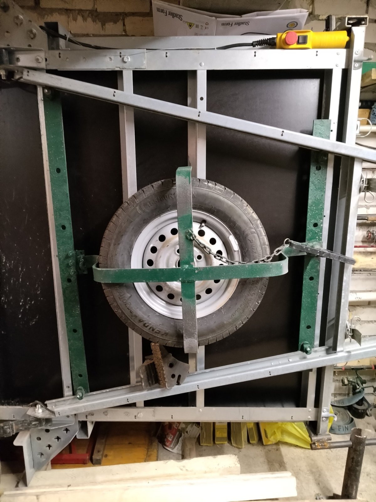 Запасное колесо из картона своими руками пошаговое