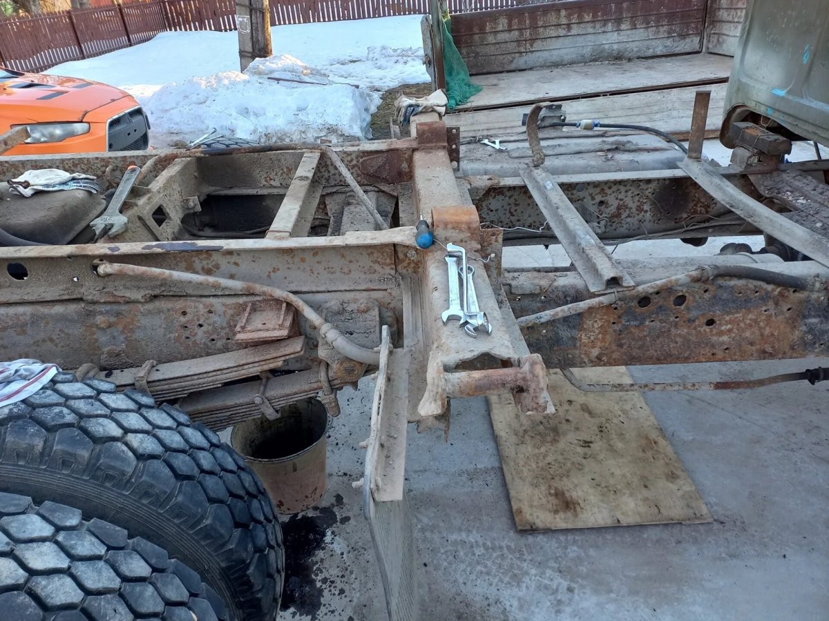 Подрамник ЗИЛ