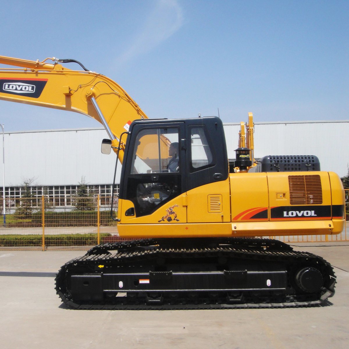 Экскаватор гусеничный Lovol fr 220