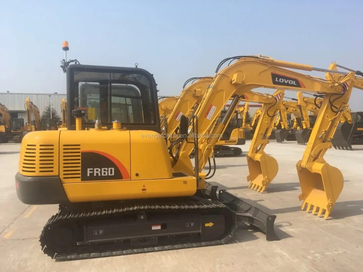 Экскаватор Lovol fr245e2