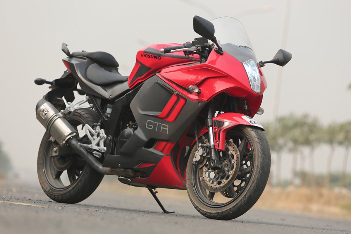 Мотоцикл Hyosung gt250r