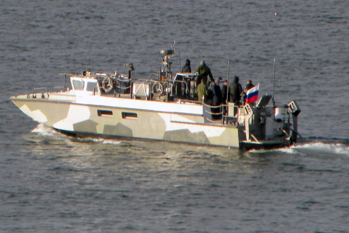 Катер 02510 проекта БК-16 десантный