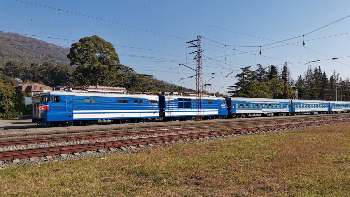 Поезд 927 туристический Туапсе Гагра