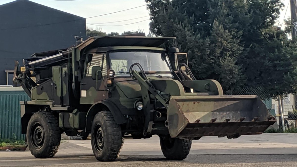 Unimog Mercedes-Benz Military