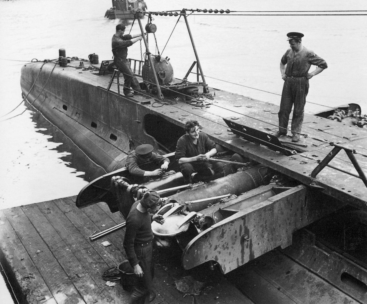 Торпедный аппарат 533 1-н трехтрубный