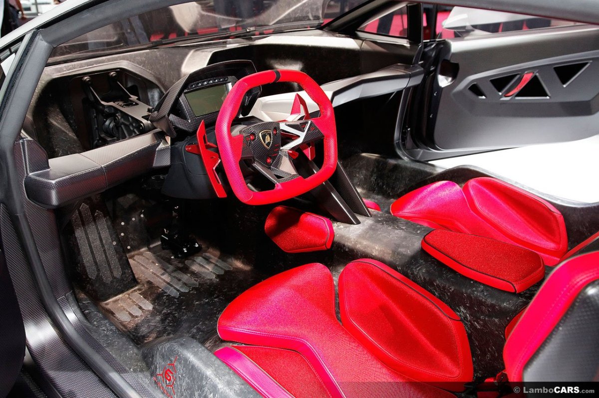 Ламборгини систоэлементо салон