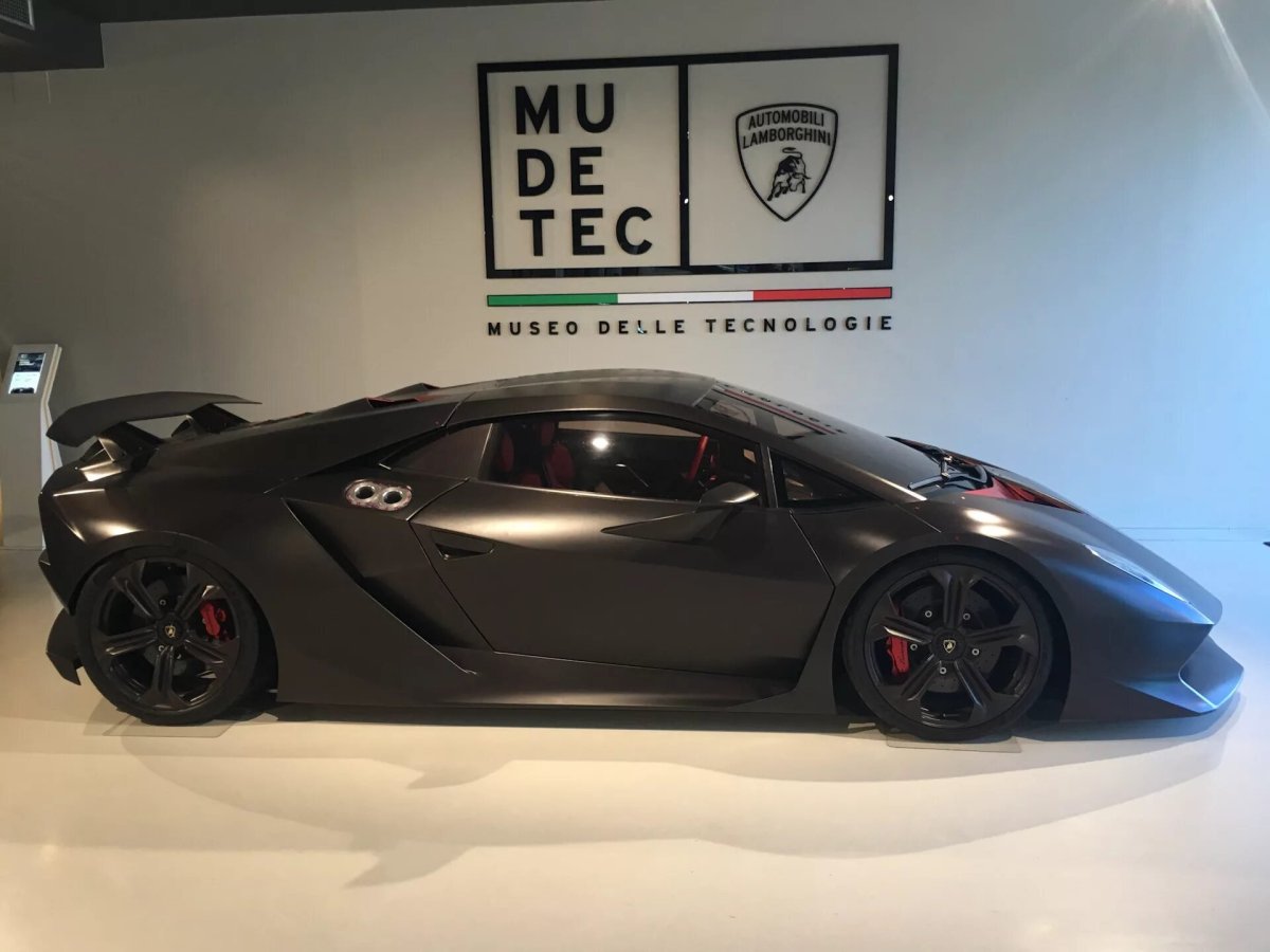 Lamborghini 6 element