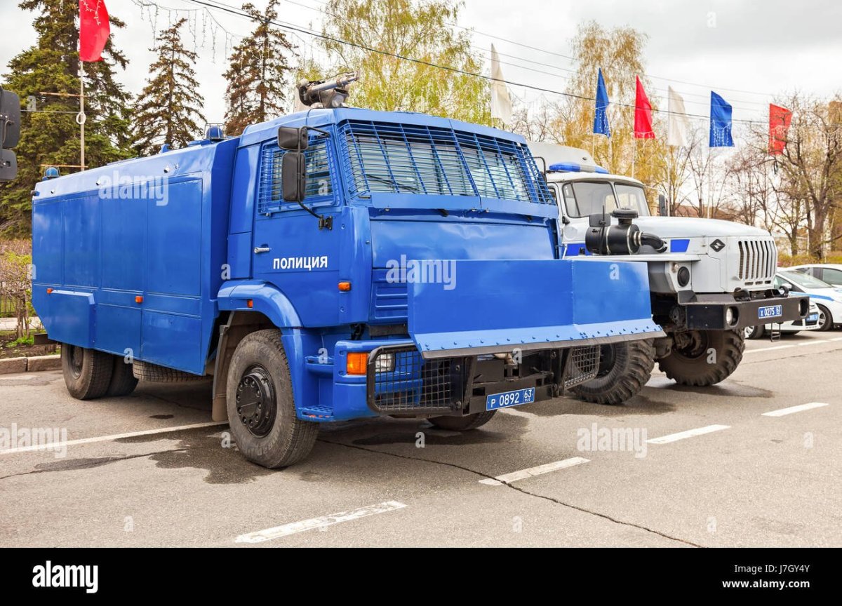 Покажи полицейский КАМАЗ