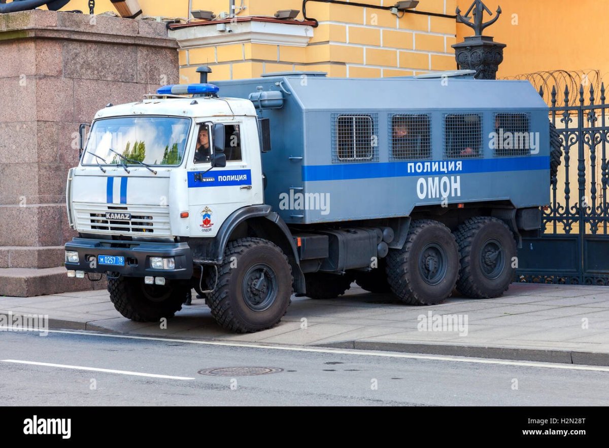 КАМАЗ ОМОН 4208