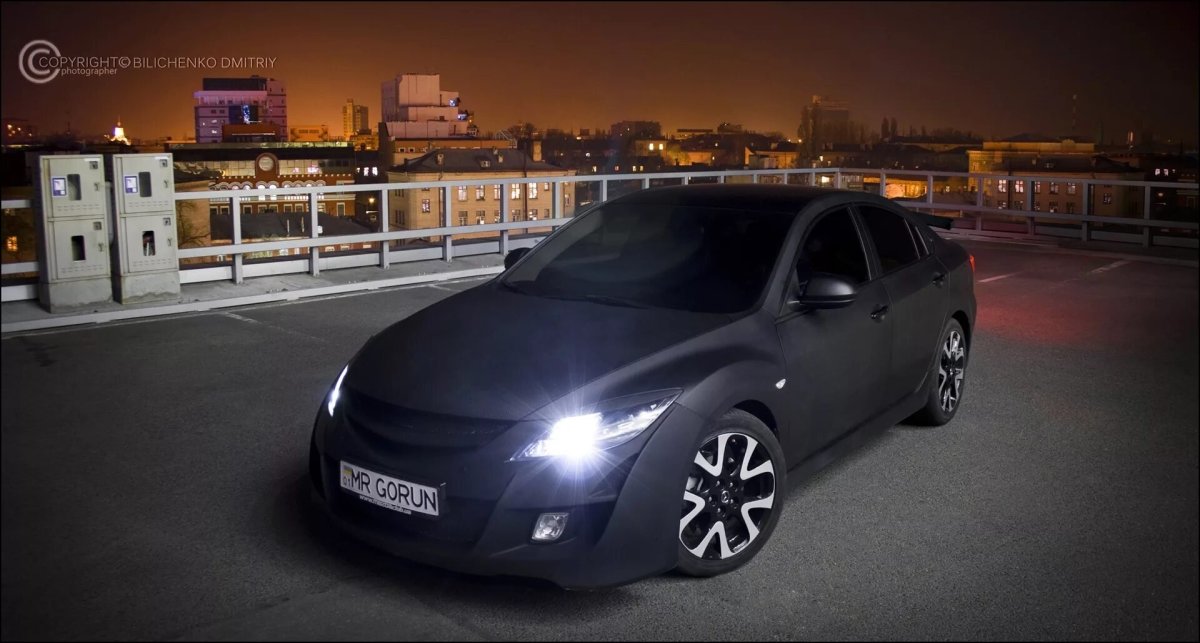 Мазда 6 черная тонированная