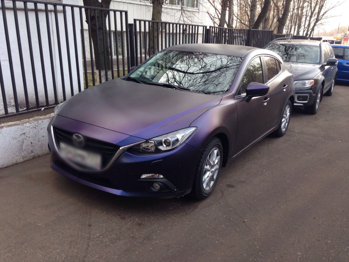 Mazda 3 седан фиолетовая