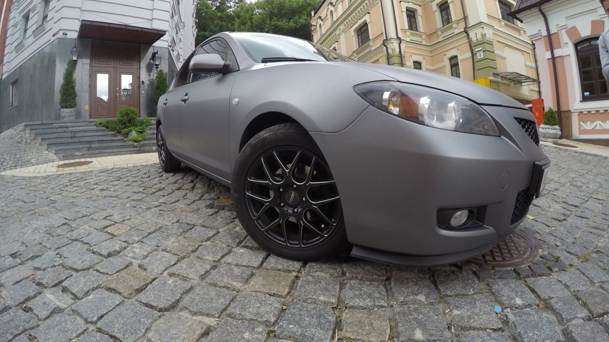 Мазда 3 БК серый матовый