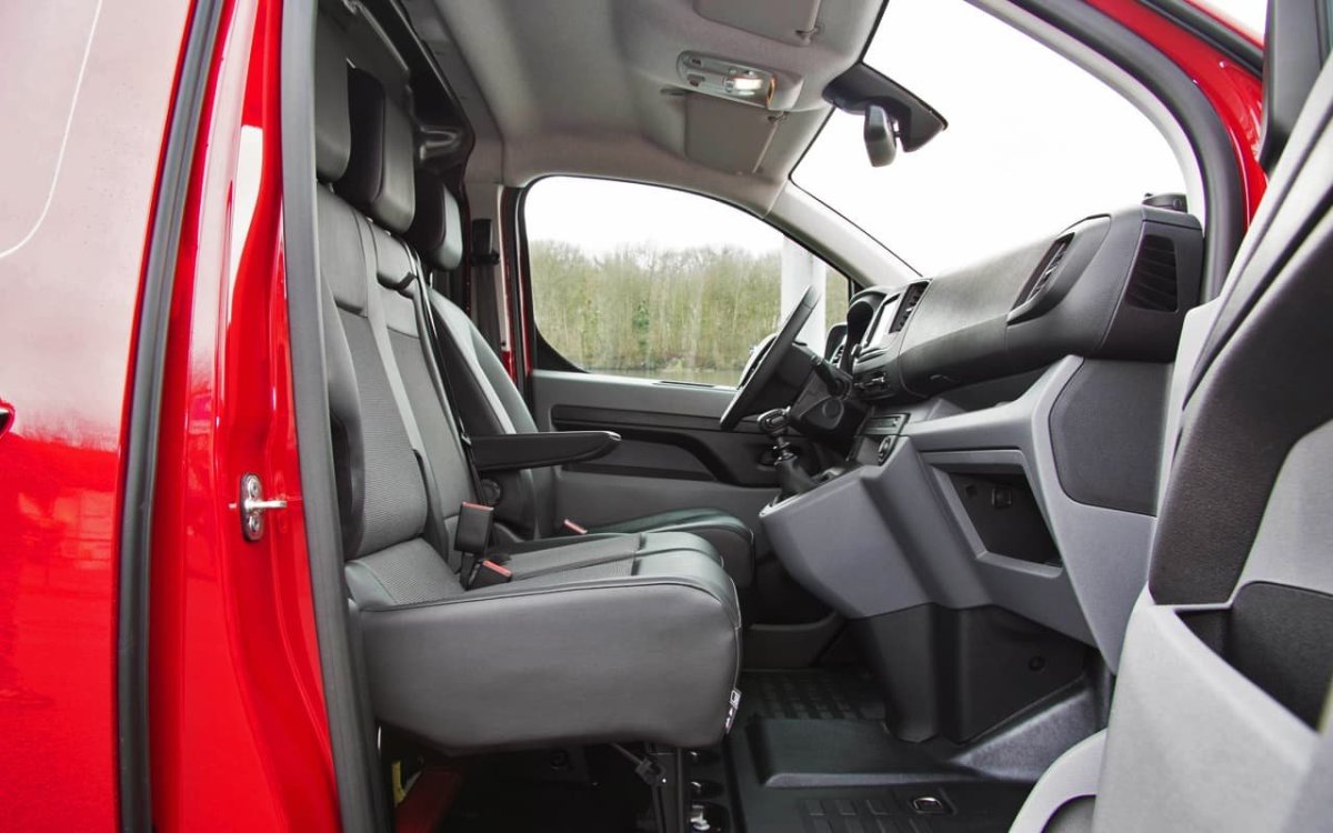 Peugeot Expert, 2016 год