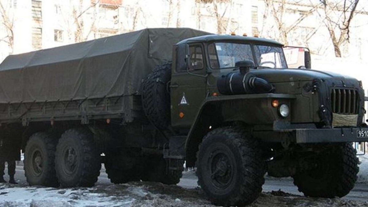 Урал-4320 грузовой армейский