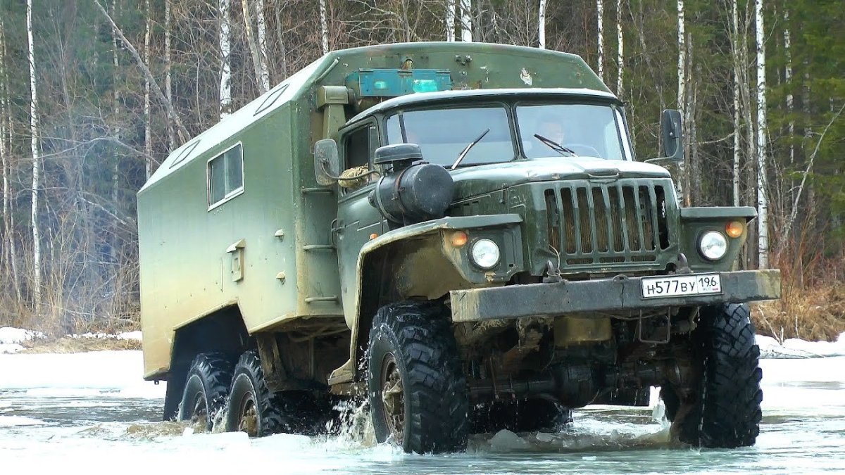 Подфарник Урал 4320