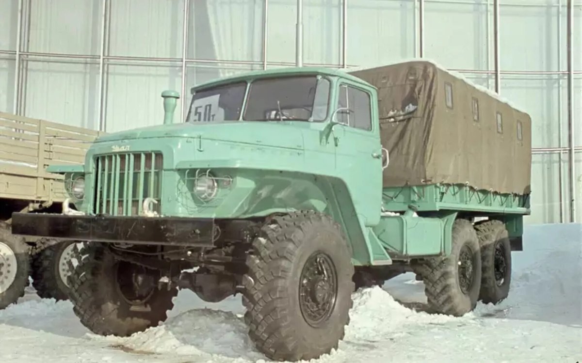 Урал 375 1961 года