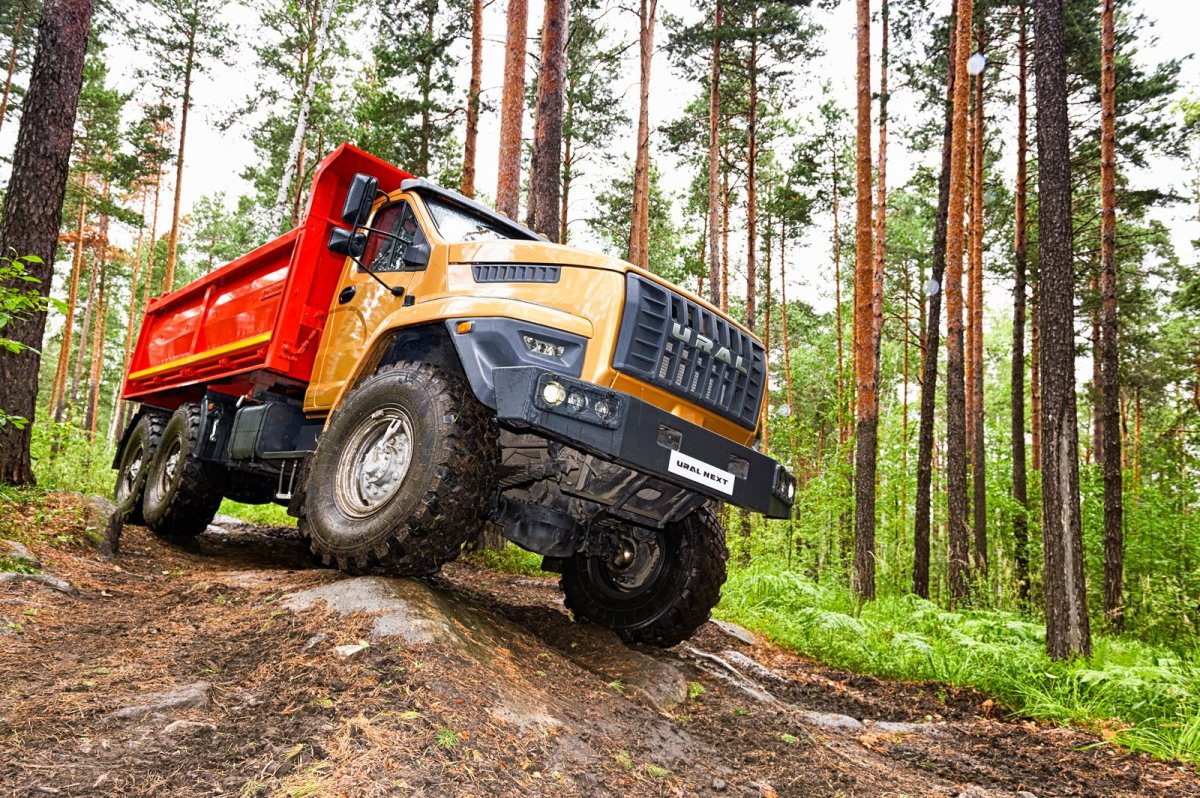 Урал next 6х6 самосвал