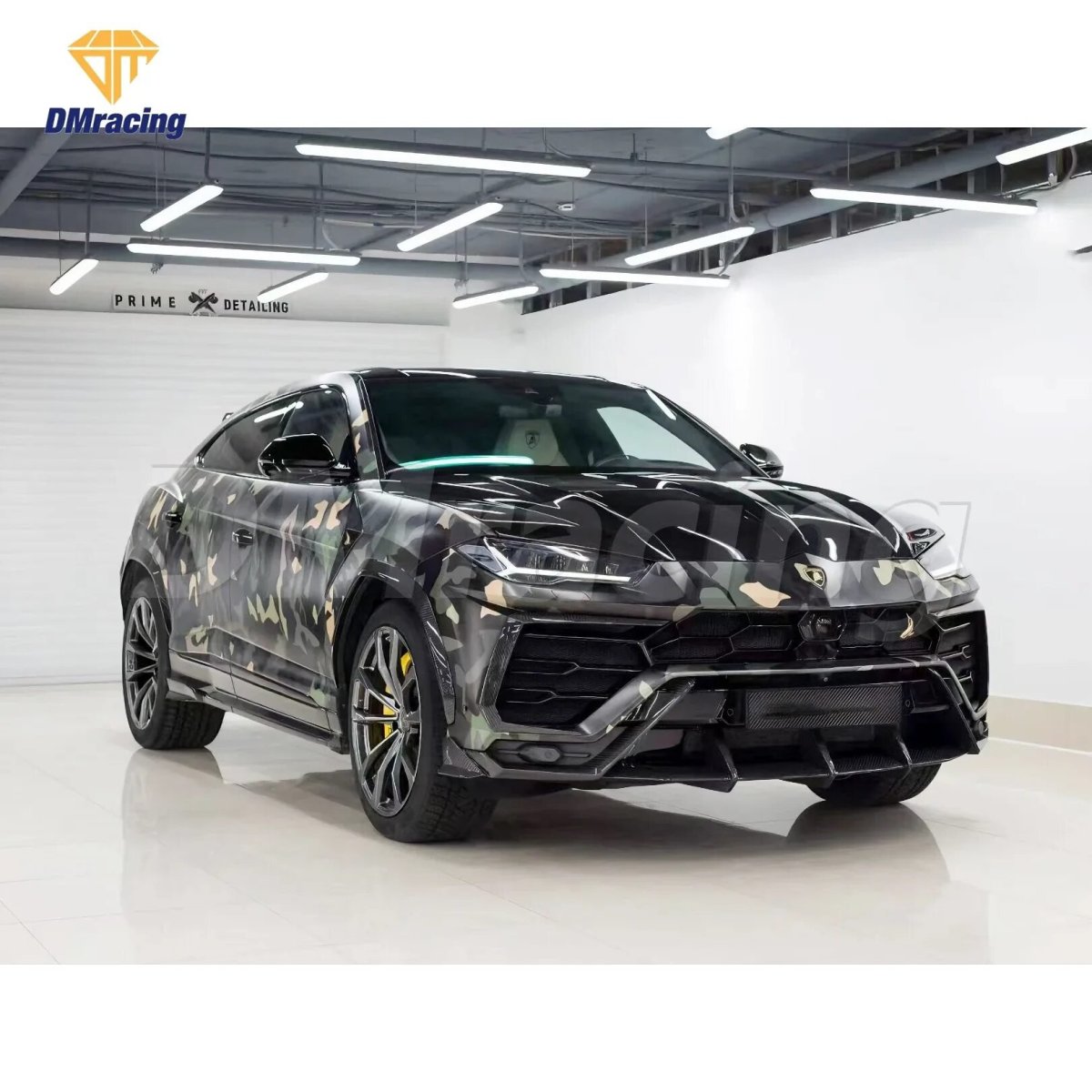 Lamborghini Urus хаки