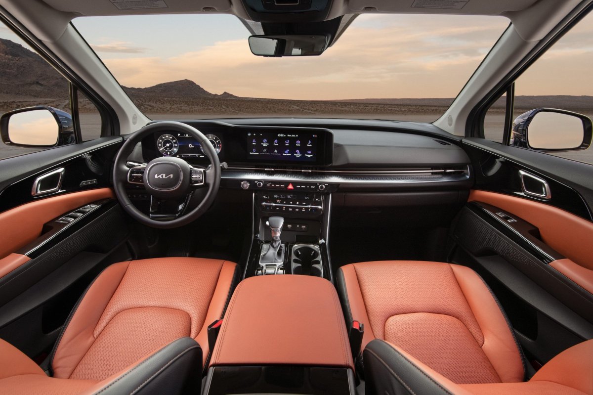 Kia Carnival 2021 салон