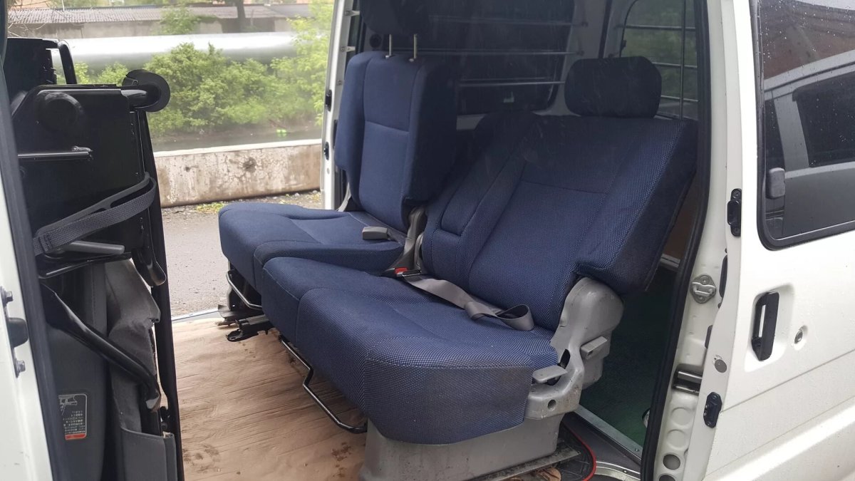 Nissan Vanette спальник