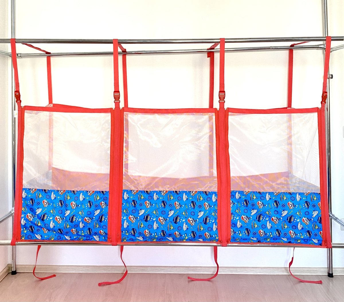 ЖД манеж на боковую полку