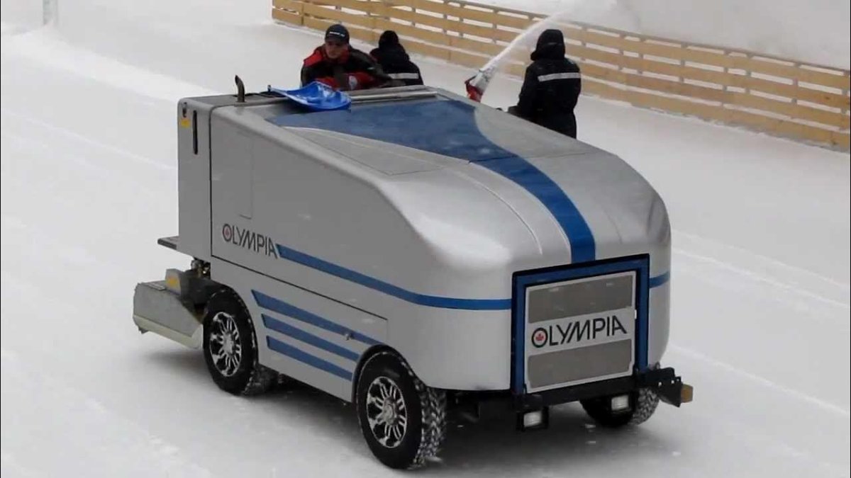 Ледозаливочный комбайн Олимпия
