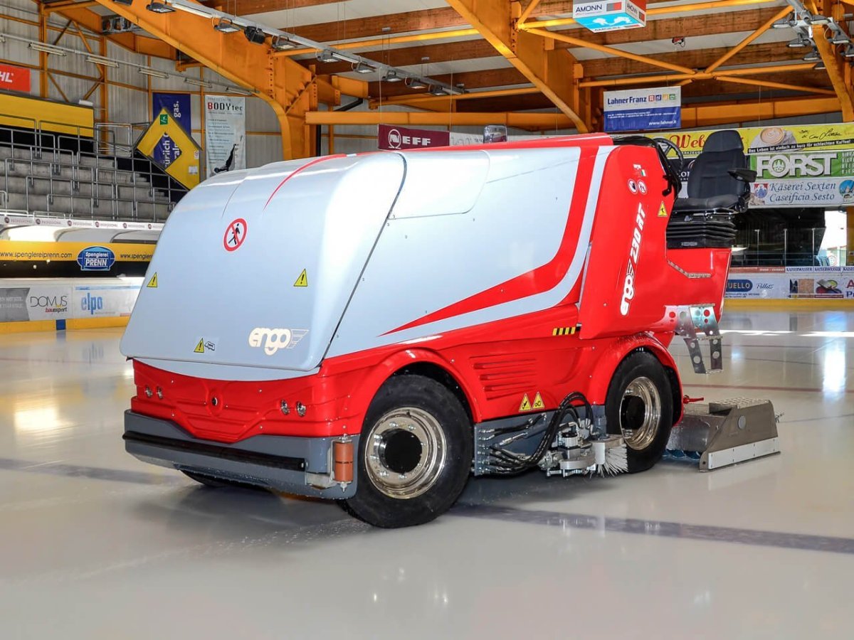 Ледоуборочная машина