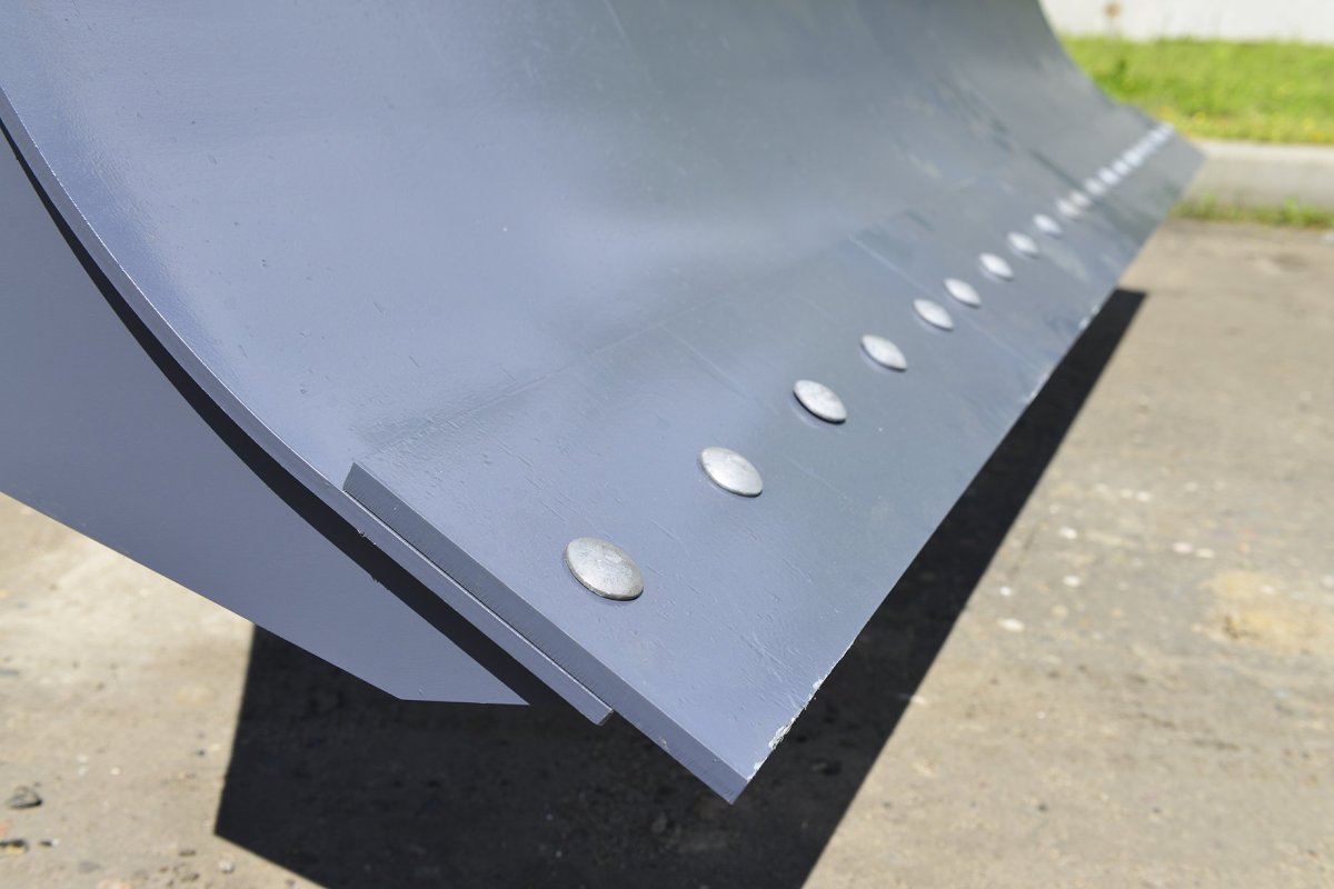 Отвал передний поворотный ППО-4