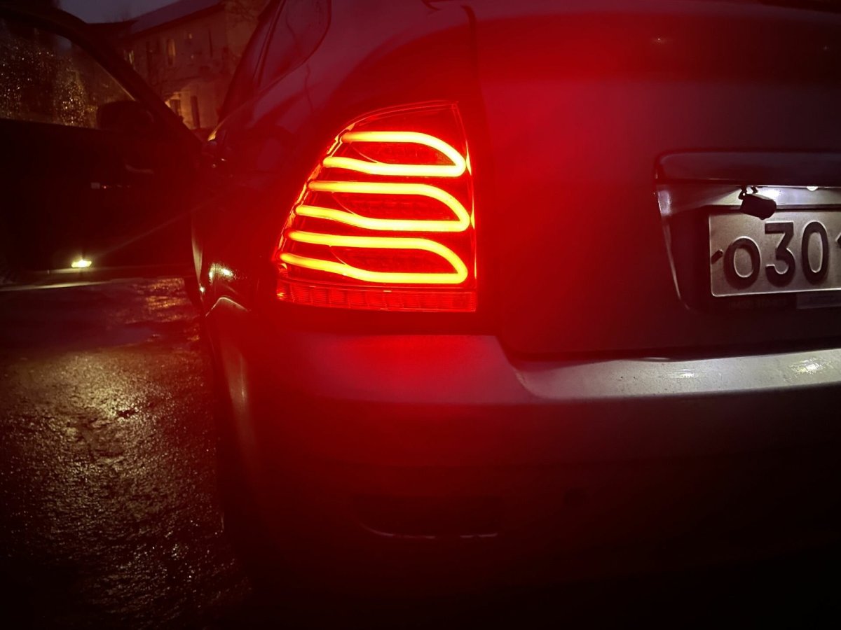 Задние фонари Приора АМГ