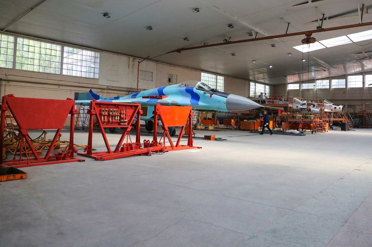 Львов авиаремонтный завод