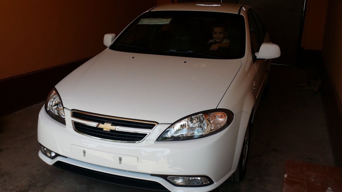 Gentra Chevrolet белый