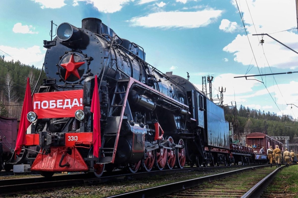 Поезд Победы в Тавде