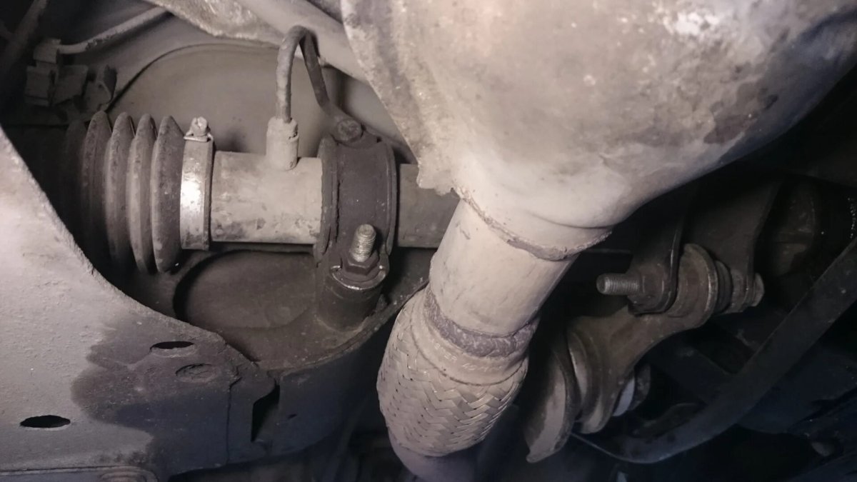 Рено Симбол втулки крепления рулевой рейки